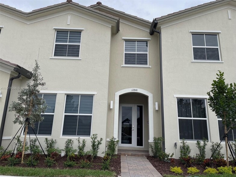 Building Photo - 12841 SW 243rd Ter