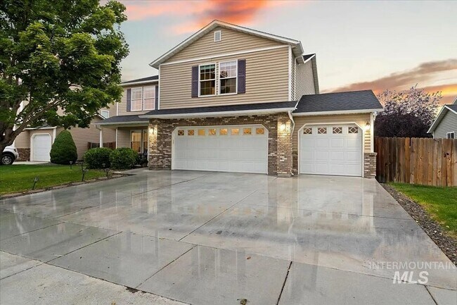 Building Photo - 4712 S Glenmere Way
