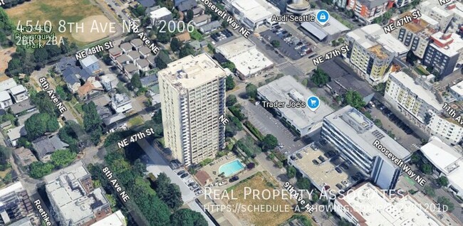 Building Photo - 4540 8th Ave NE