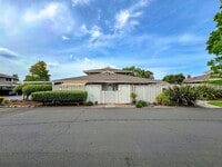 Building Photo - Charming 2-bedroom Napa Condo