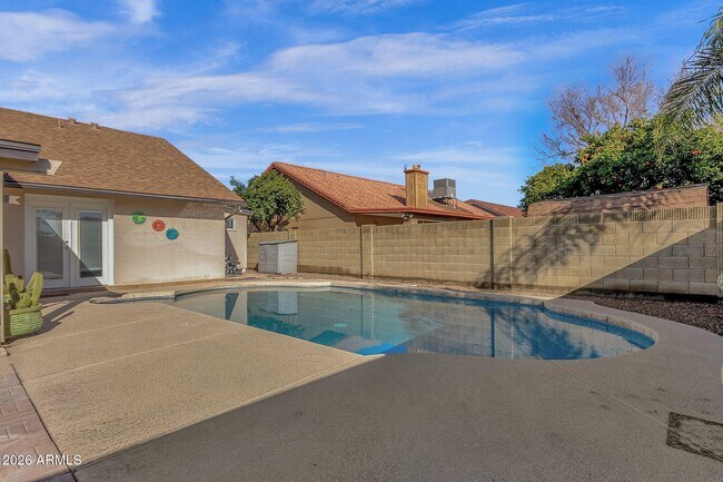 Building Photo - 4307 E Karen Dr