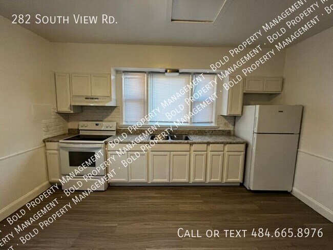 Building Photo - 282 S View Rd