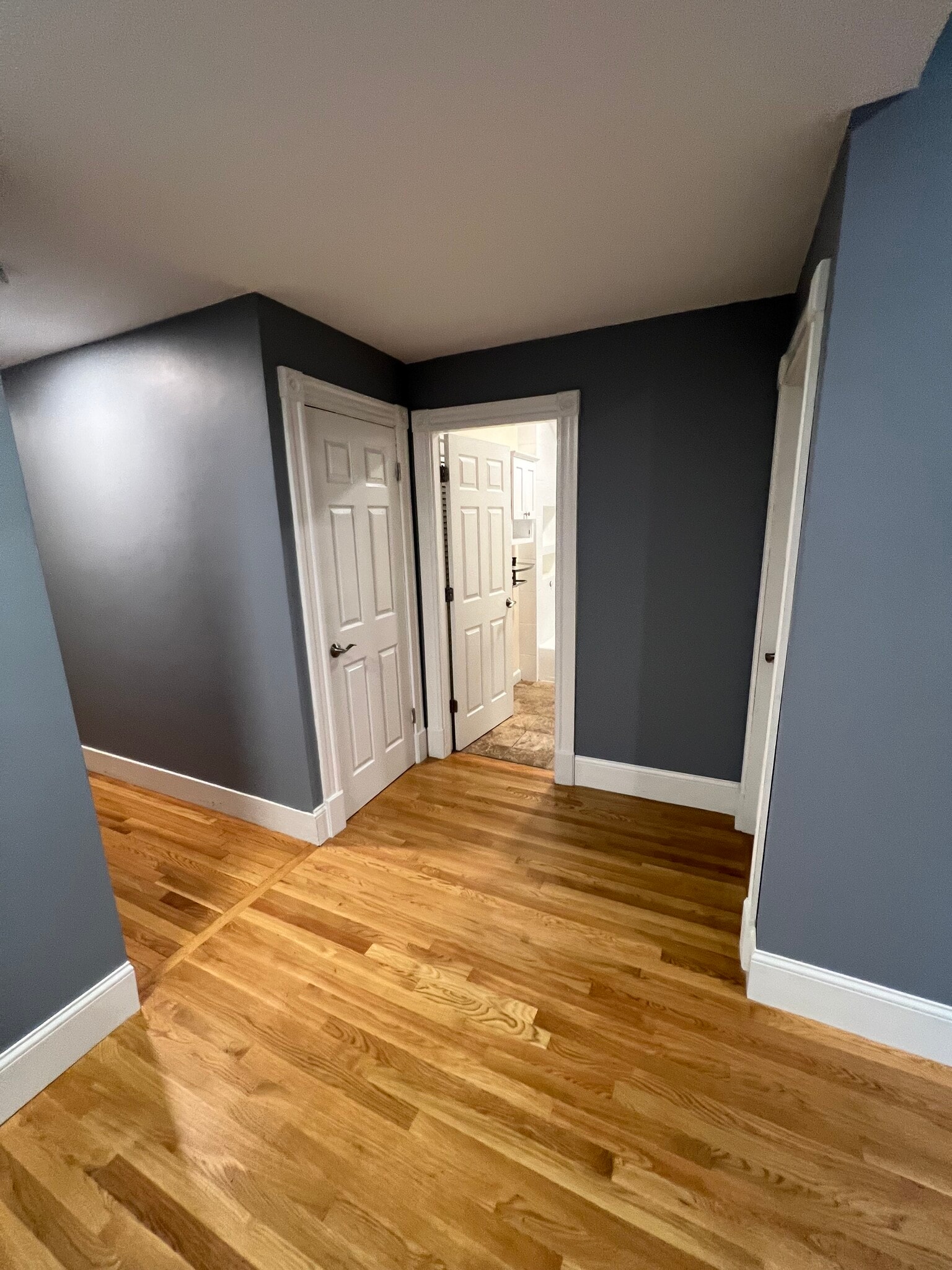 Hallway - 111 Falcon St