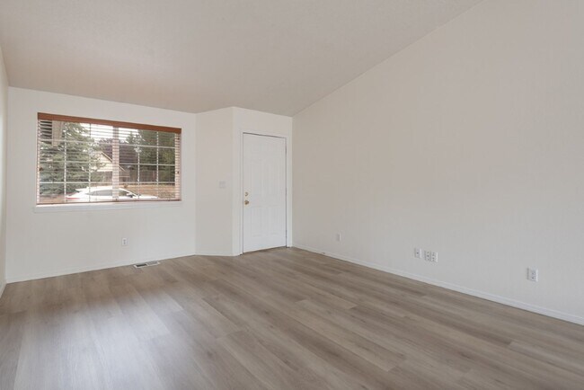 Building Photo - 63251 Gallop Ct
