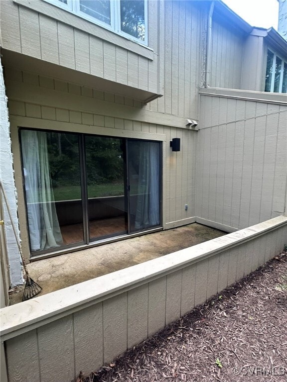 Building Photo - 12100 Shore View Dr