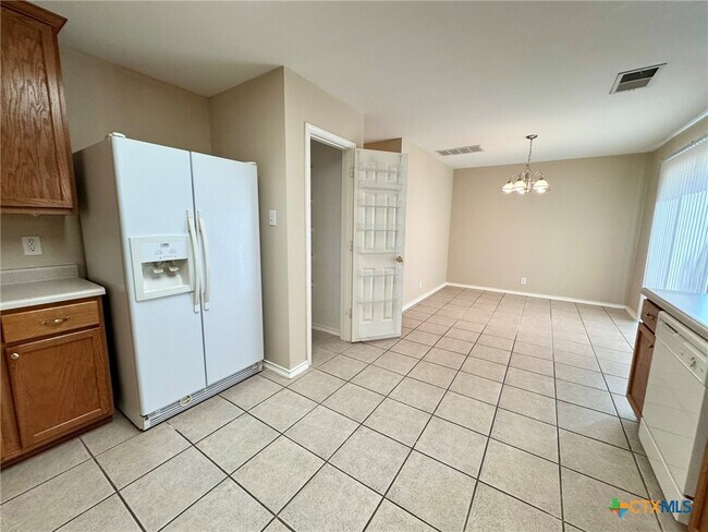 Building Photo - 7707 Wexford Hollow