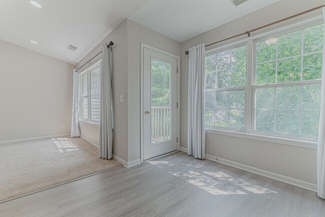 Building Photo - 1171 N Red Oak Cir