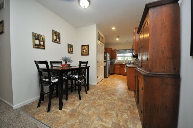 Building Photo - 445 Woolf Rd
