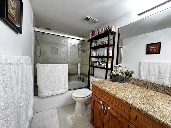 Building Photo - 18151 NE 31st Ct