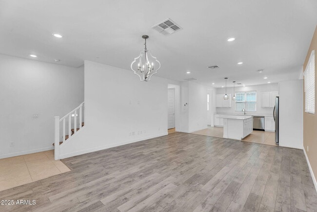 Building Photo - 1159 E Sabino Dr
