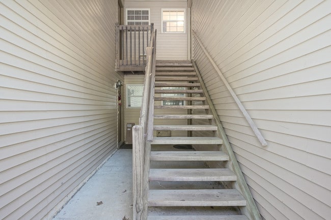 Building Photo - 1396 Tristram Cir