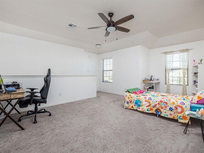 Building Photo - 464 Druse Ln