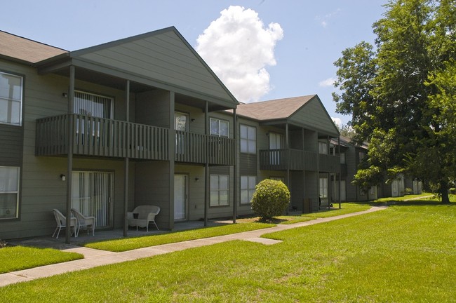 Primary Photo - River Road Apartments