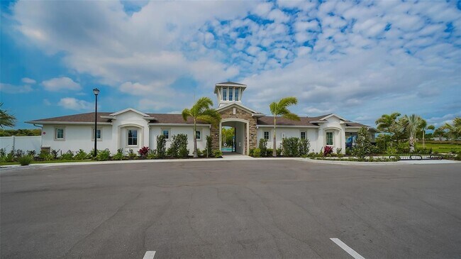Building Photo - 12728 Lateral Root Dr
