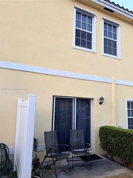 Building Photo - 4002 NW 11 Dr