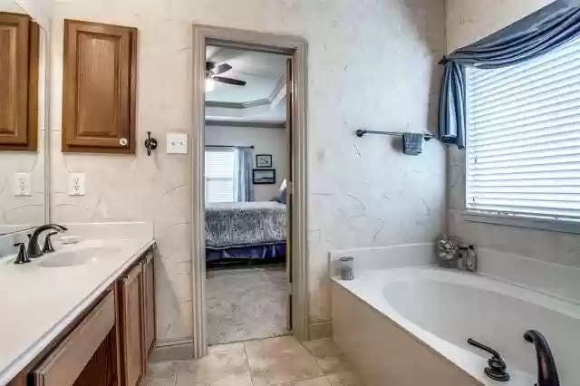 Building Photo - 4401 Cannock Dr