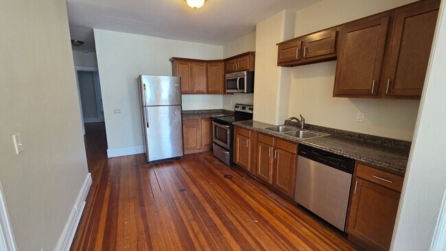 Building Photo - 273 Western Ave