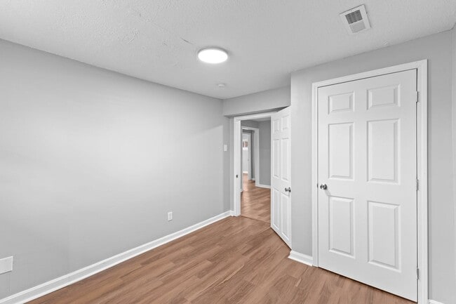 Building Photo - 2707 Woodland Ave