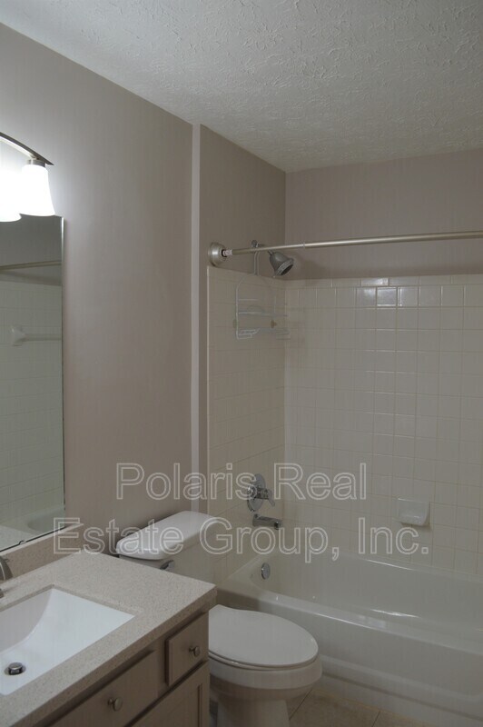 Building Photo - 11750 Glenbrook Ct