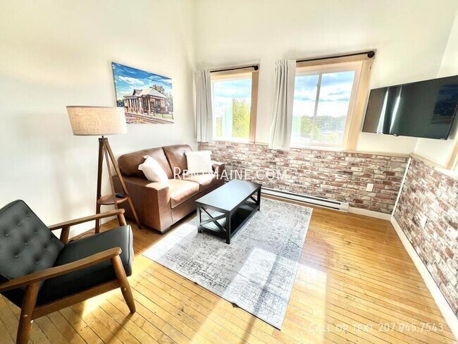 Building Photo - 113 N Lancey St