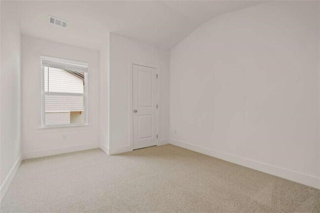 Building Photo - 206 Auburn Valley Wy