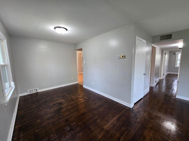 Building Photo - 4562 Johnson St