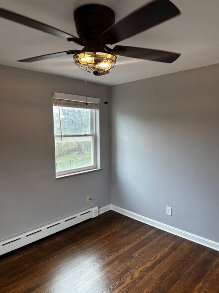 Building Photo - 7524 Montgomery Rd