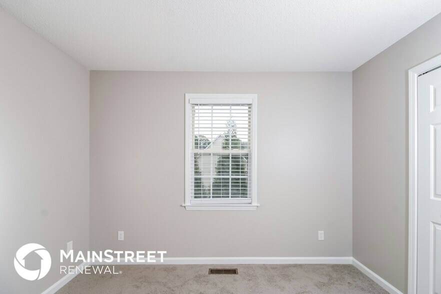 Building Photo - 110 S Twin Hill Rd