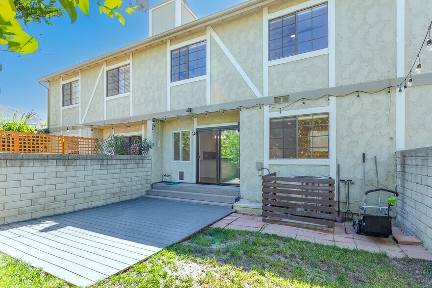 Building Photo - 29725 Windsong Ln
