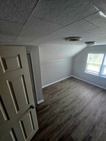 Building Photo - 14531 Minerva Ave