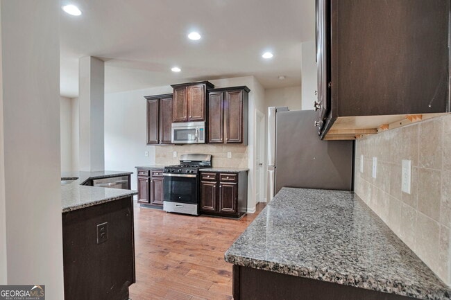 Building Photo - 505 Sea Dunes Ct