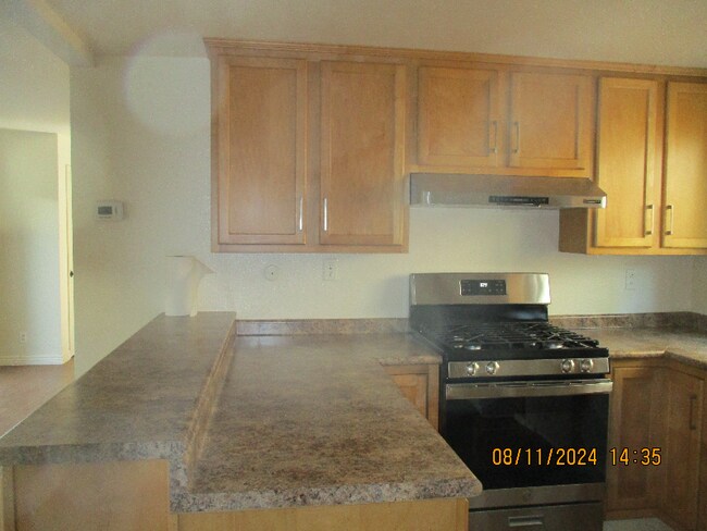 Building Photo - 236 Avenida Del Poniente