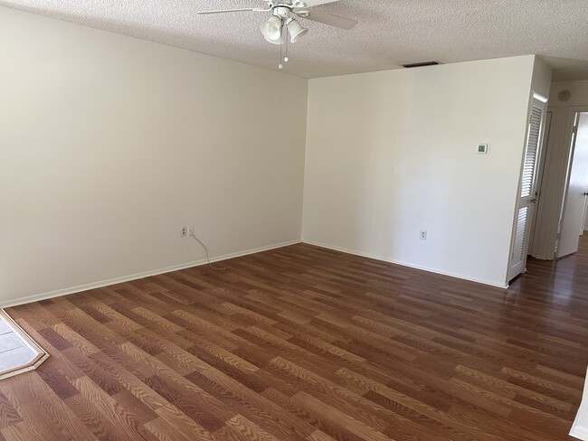 Building Photo - 4800 Rilma Ave