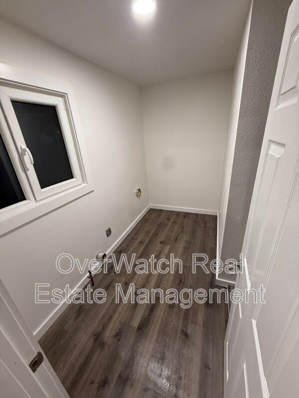 Building Photo - 7350 Cantonment Ct