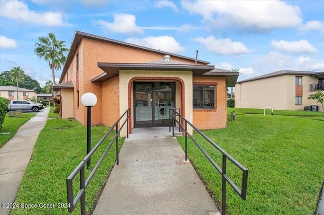 Building Photo - 222 San Juan Cir