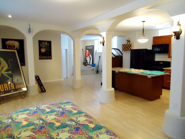 Building Photo - 4333 Beard Ave S