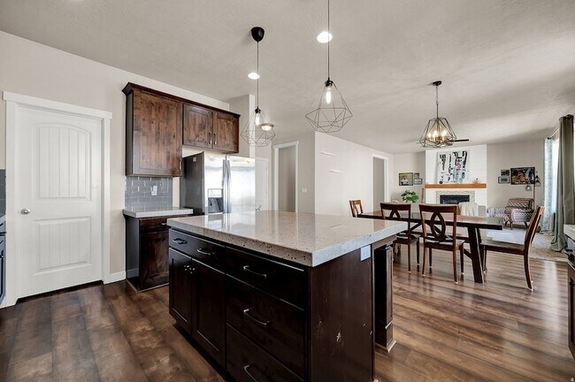 Building Photo - 788 Star Spangled Dr