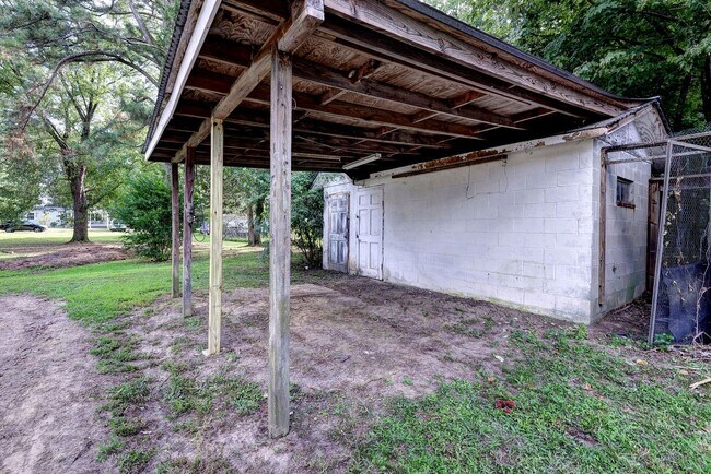 Building Photo - Chickahominy Shores - water community