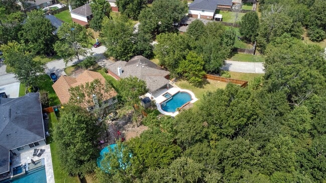 Building Photo - 135 Fairwind Trail Dr