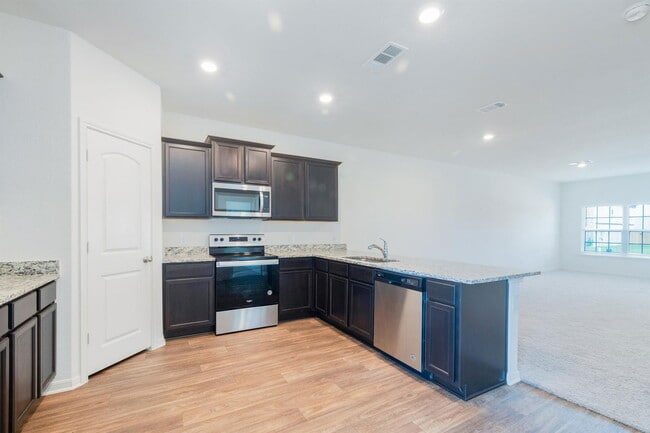 Building Photo - 18513 Quiet Range Dr