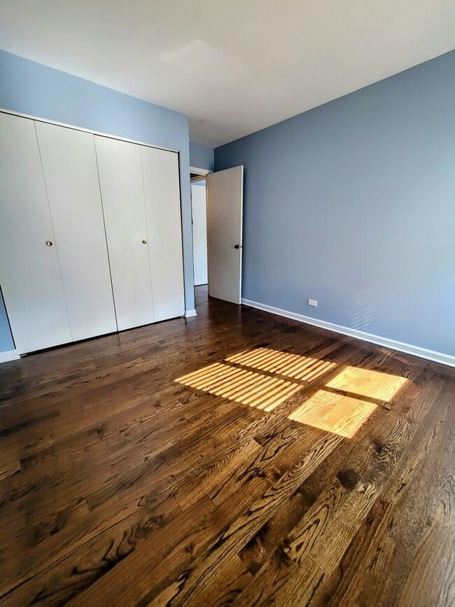 Building Photo - 109 Green Meadow Ct