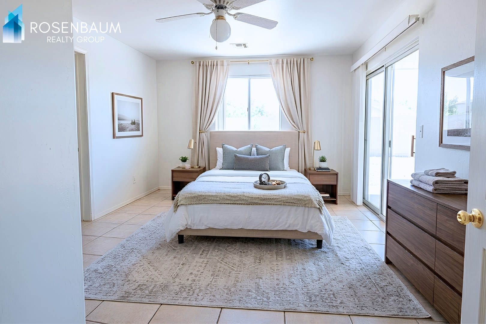 Building Photo - Charming 2-bedrooms, 2-baths duplex nestled in the heart of Prescott Valley!