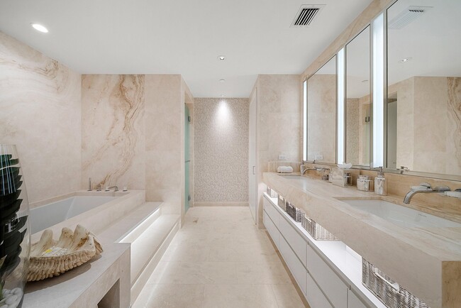 Building Photo - 3550 S Ocean Blvd