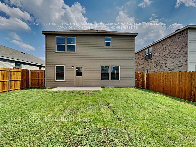 Building Photo - 1428 Embrook Trl