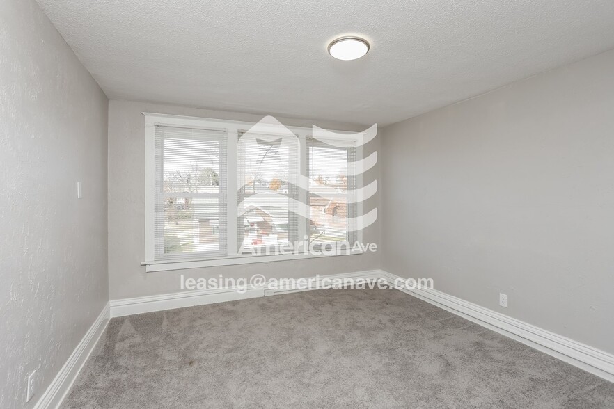 Building Photo - 3812 Avondale Ave