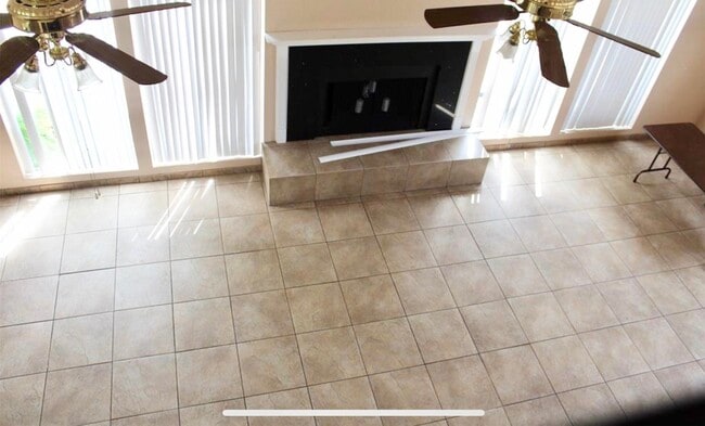 Building Photo - 9317 Pagewood Ln