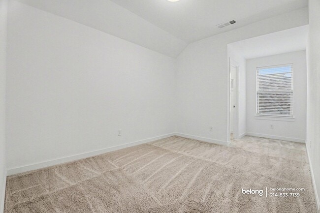 Building Photo - 3801 Blue Yucca Ln