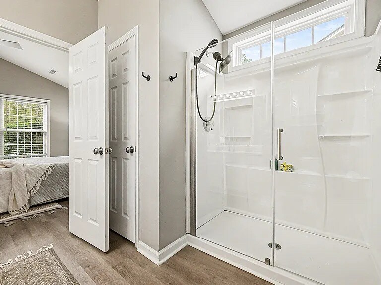 Building Photo - 3416 Wellesley Ct