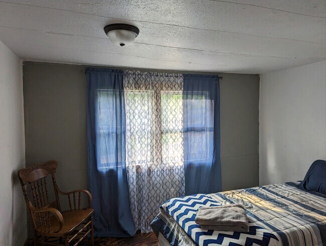 Building Photo - Lawless Mobile Home Park