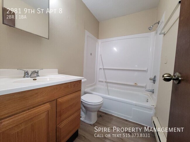 Building Photo - Secure Entrance- Large 2 bedroom near Lin Mar